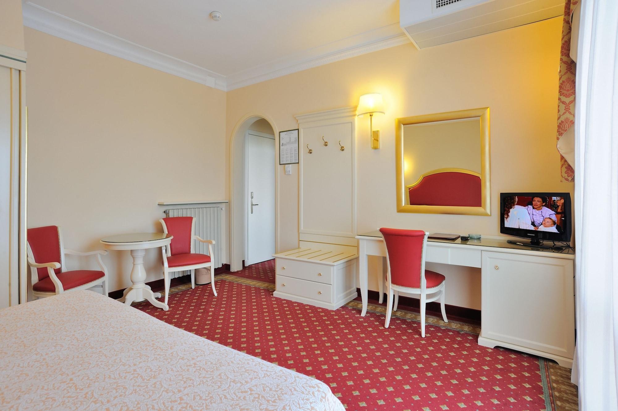 Palace Hotel Meggiorato Абано Терме Екстериор снимка